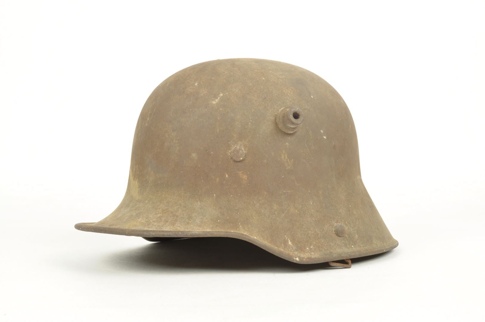 Casque Allemand modèle 1917 sorti de grenier / Alsace