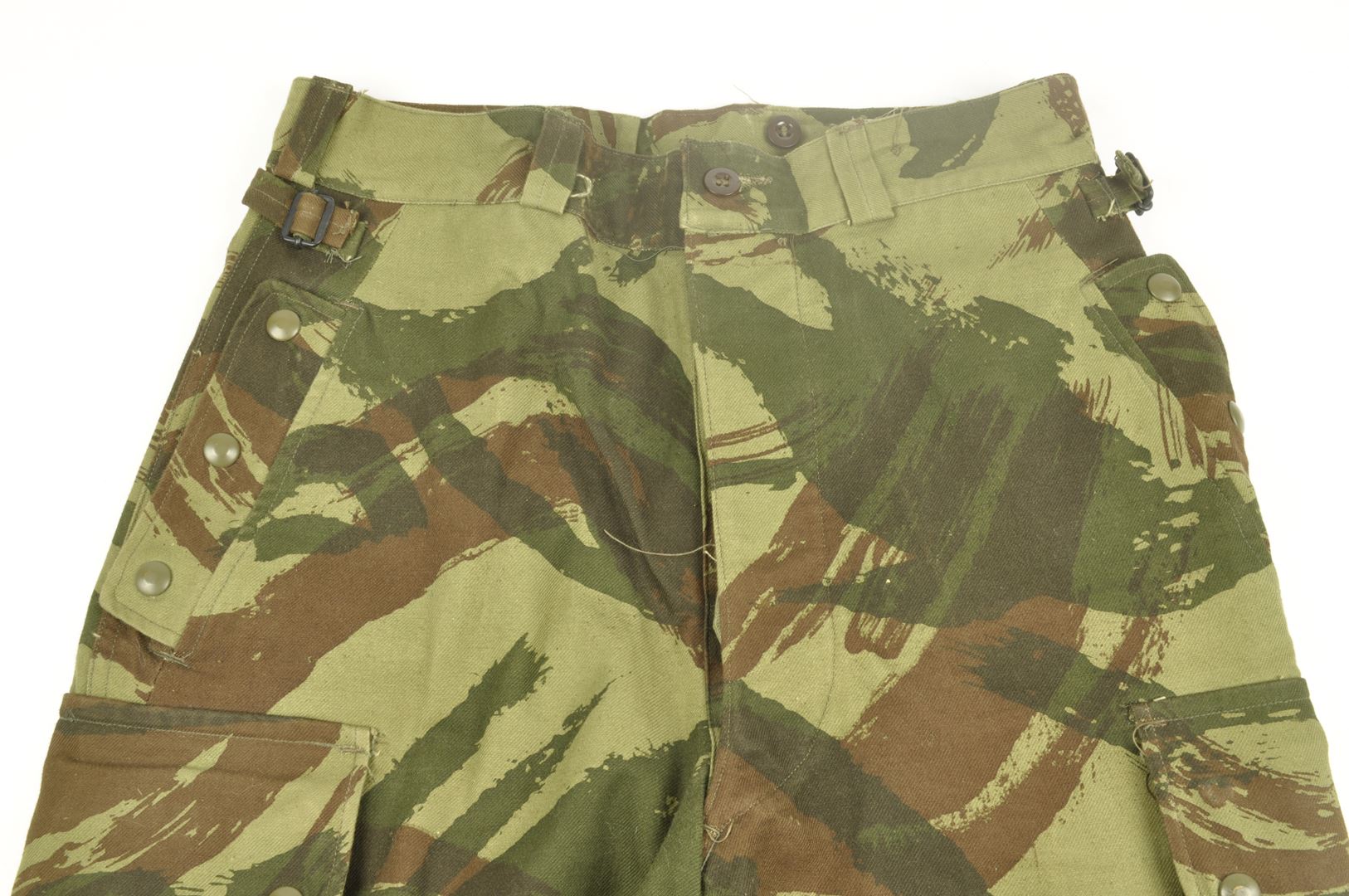 Pantalon TAP 47 / 56 camouflé / 1ier modèle daté 1957