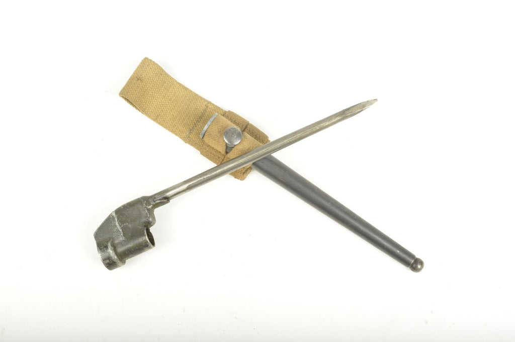 Baïonnette N°4 MKIII Joseph Lucas Ltd avec son porte fourreau Canadien daté 1944