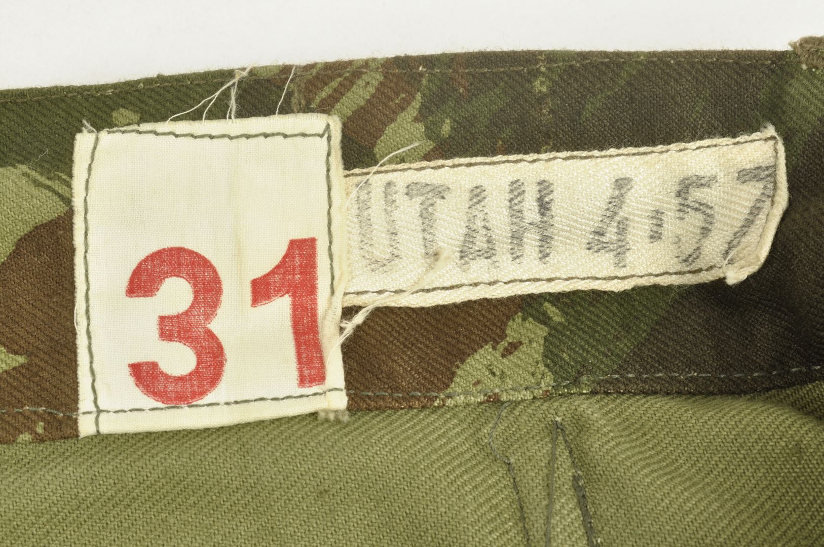 Pantalon TAP 47 / 56 camouflé / 1ier modèle daté 1957