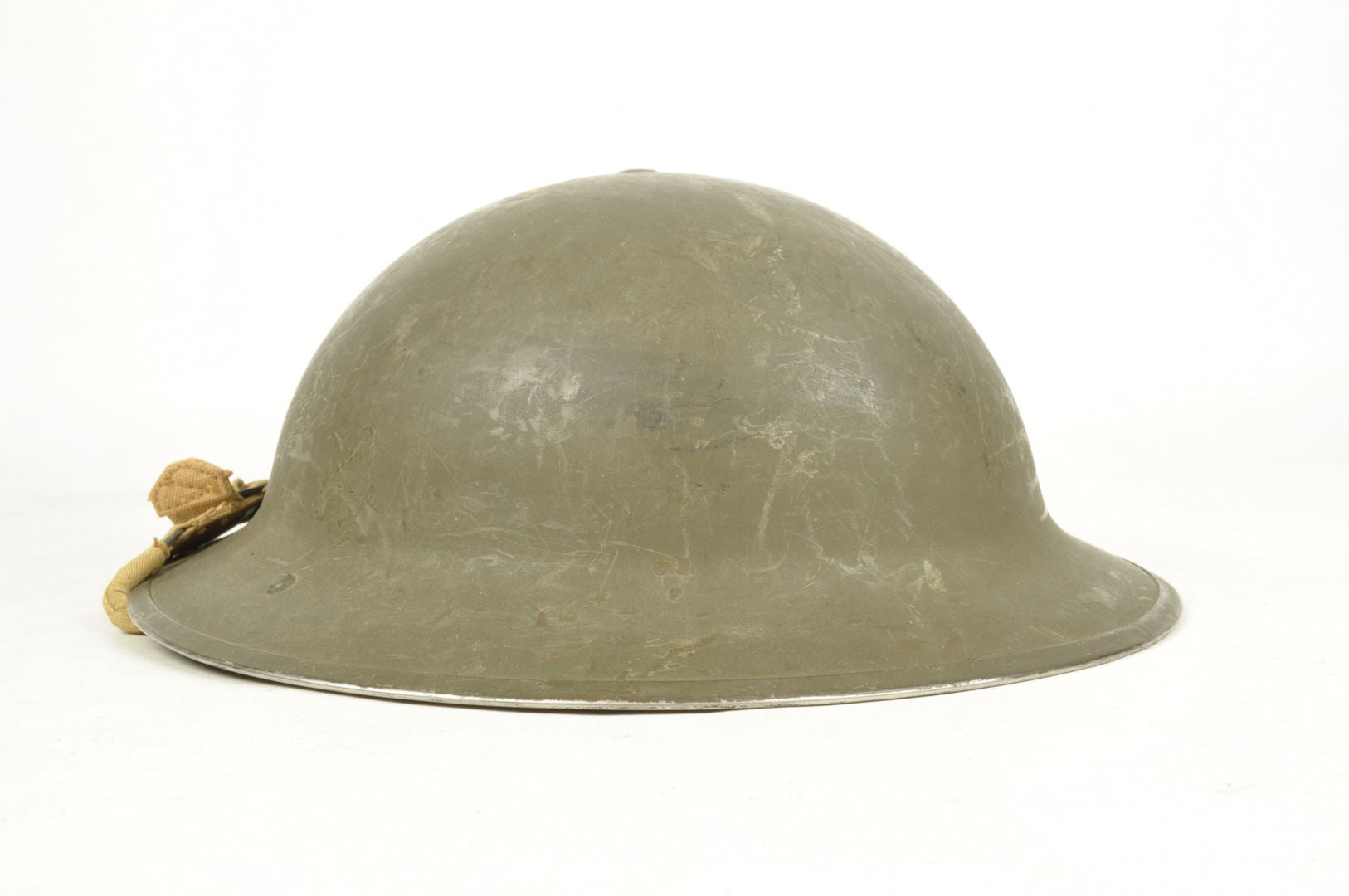 Casque Canadien  MKI daté 1941 /  Nominatif