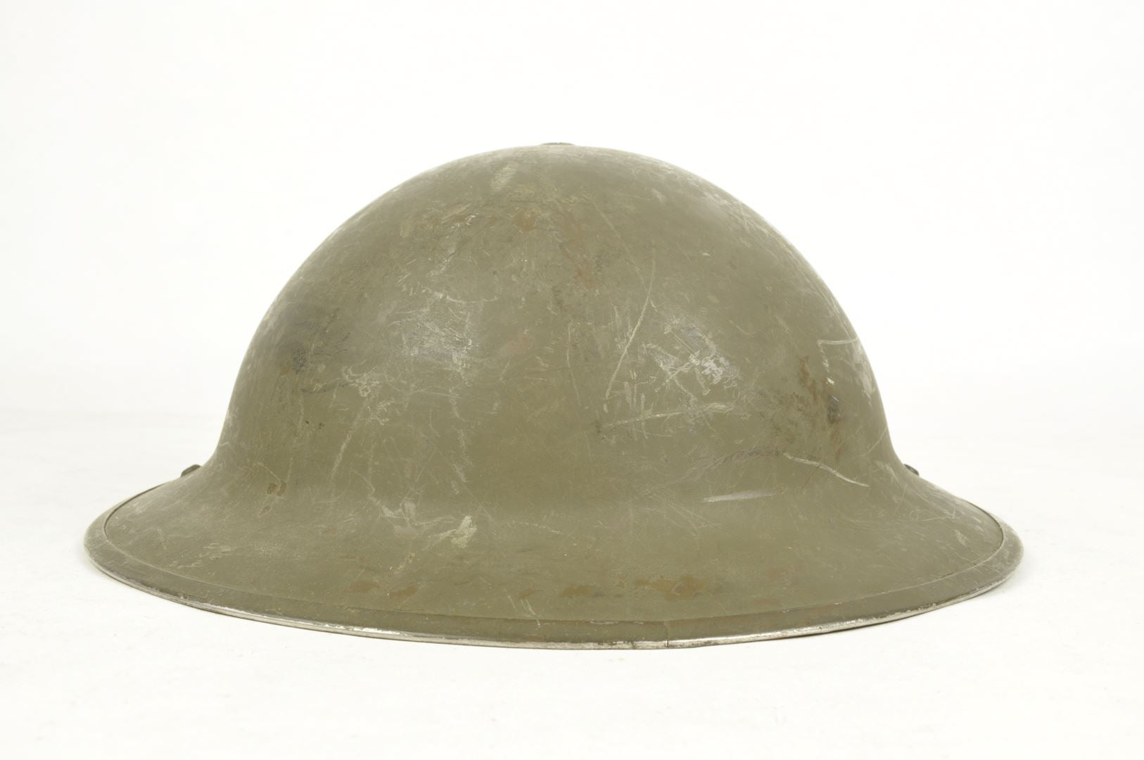 Casque Canadien  MKI daté 1941 /  Nominatif