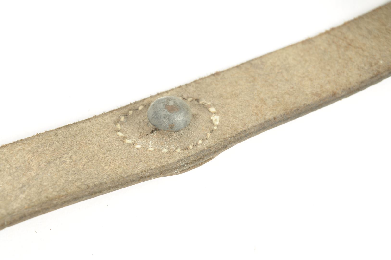 Sangle de boitier à jumelles datée 1941