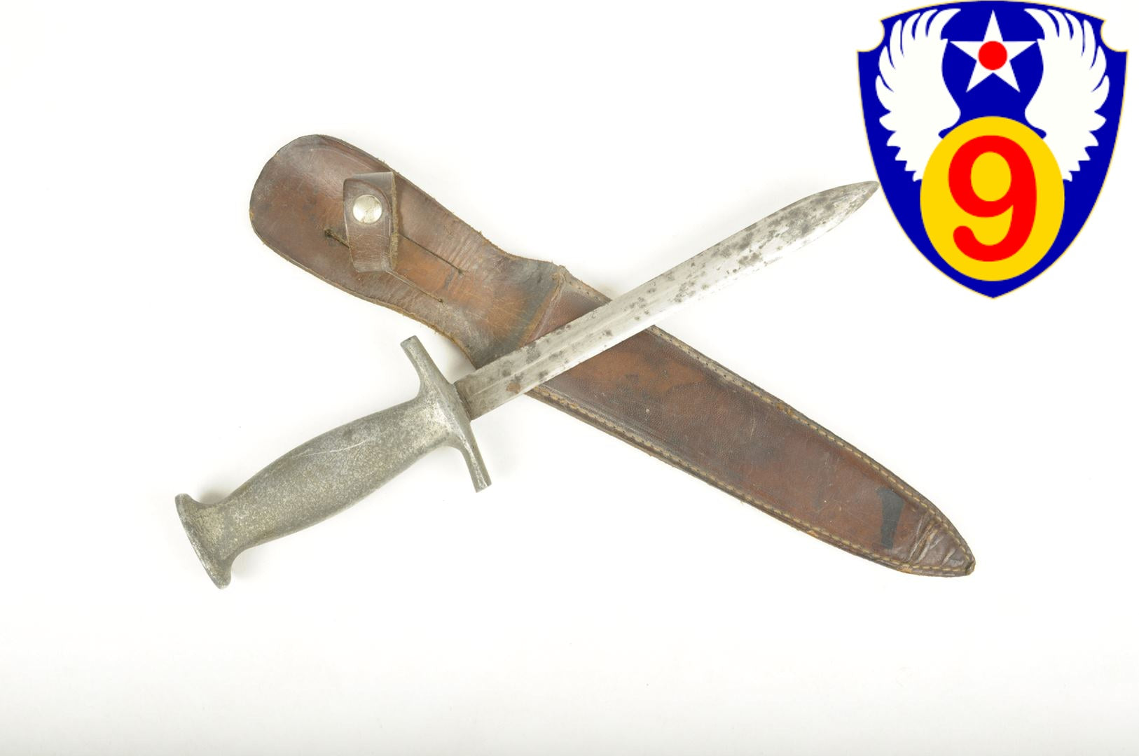 Couteau Américain nominatif et identifié Lieutenant Troop Carrier ETO