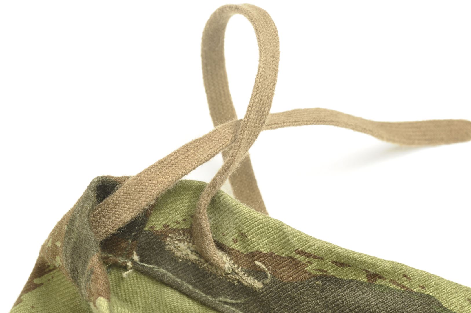 Pantalon TAP 47 / 56 camouflé / 1ier modèle daté 1957