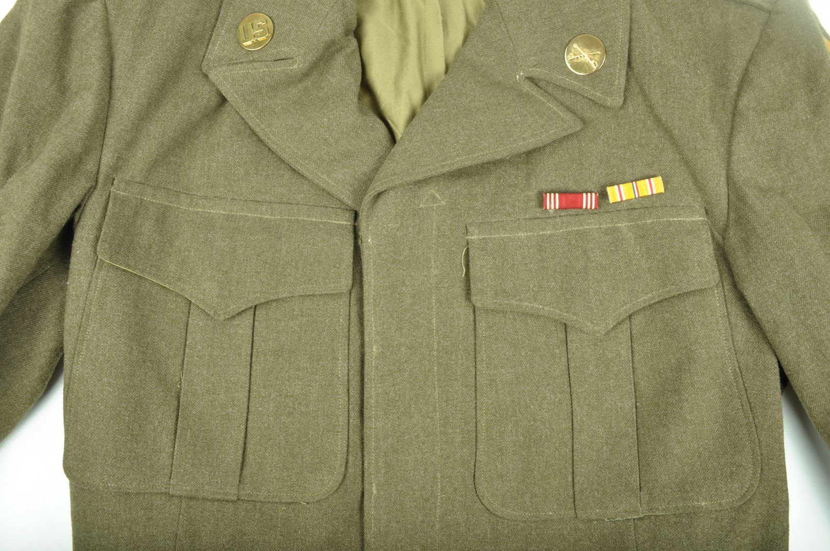 Blouson Ike daté 1944 / 4th Armored Division