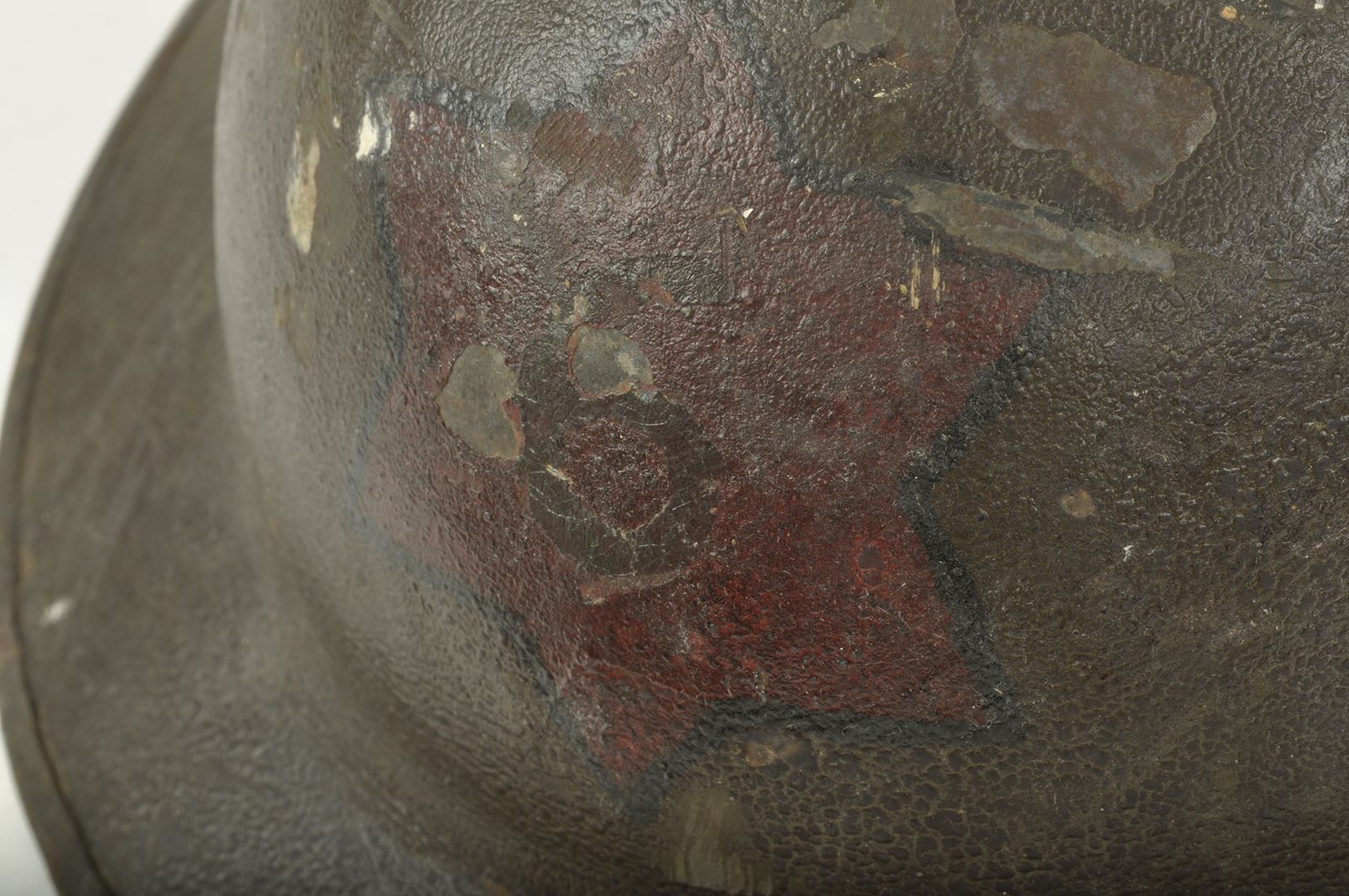 Casque Américain 6th infantry division de fabrication Britannique