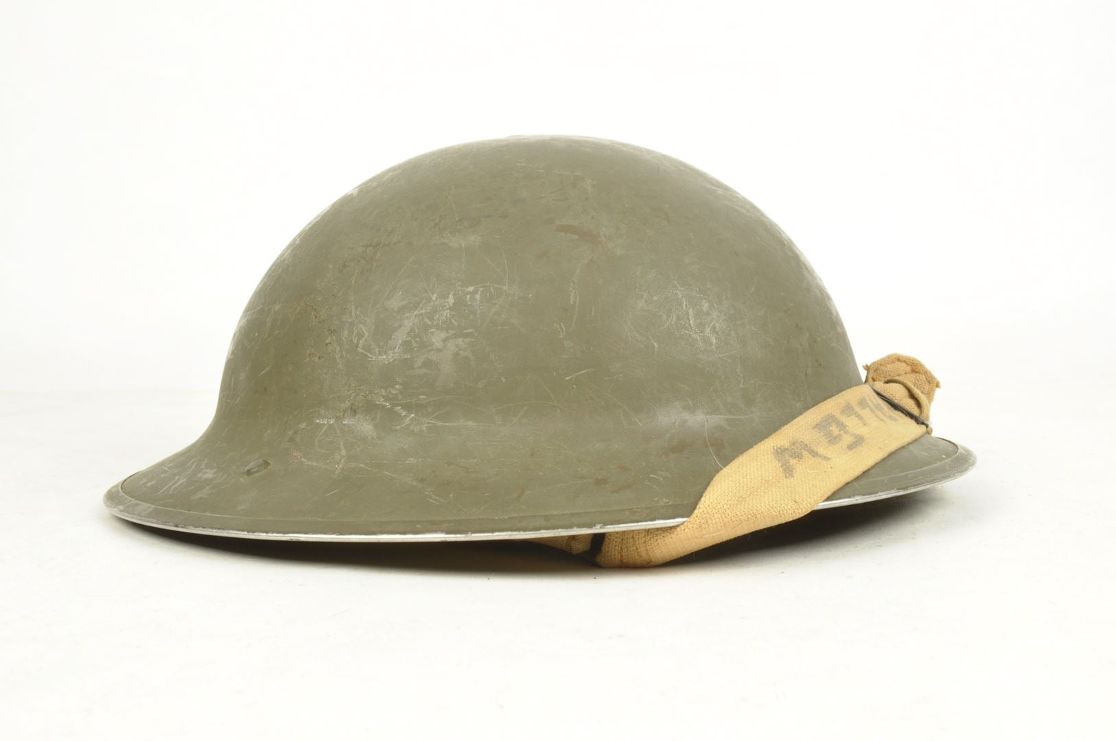 Casque Canadien  MKI daté 1941 /  Nominatif