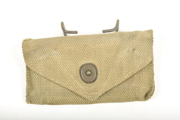 Pochette à pansement matriculée + pansement