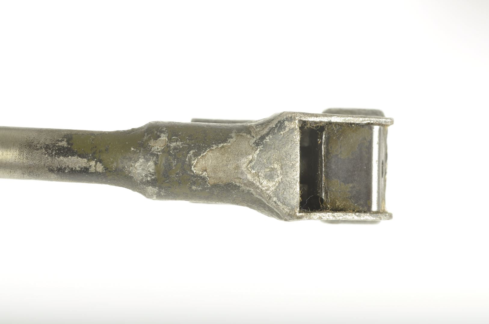 Baïonnette N°4 MKIII Joseph Lucas Ltd avec son porte fourreau Canadien daté 1944