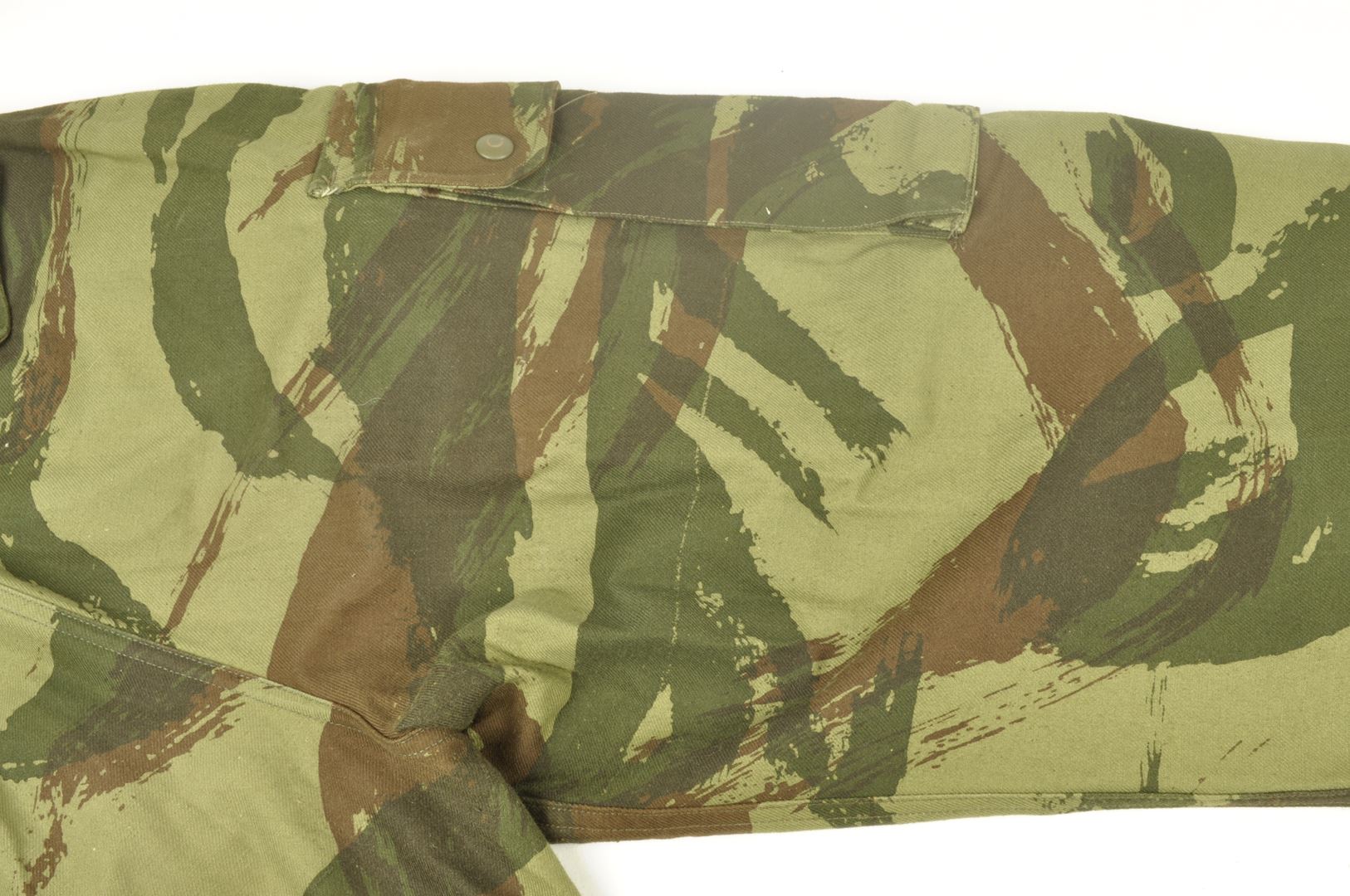 Pantalon TAP 47 / 56 camouflé / 1ier modèle daté 1957