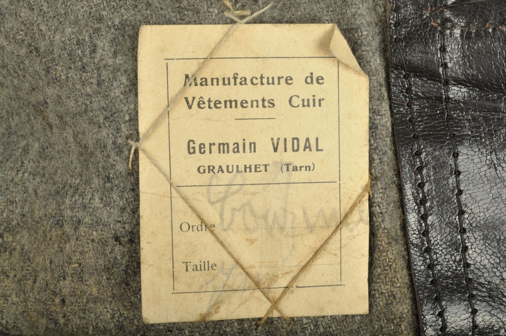 Blouson en cuir Chantiers de Jeunesse et GMR /  ETAT NEUF