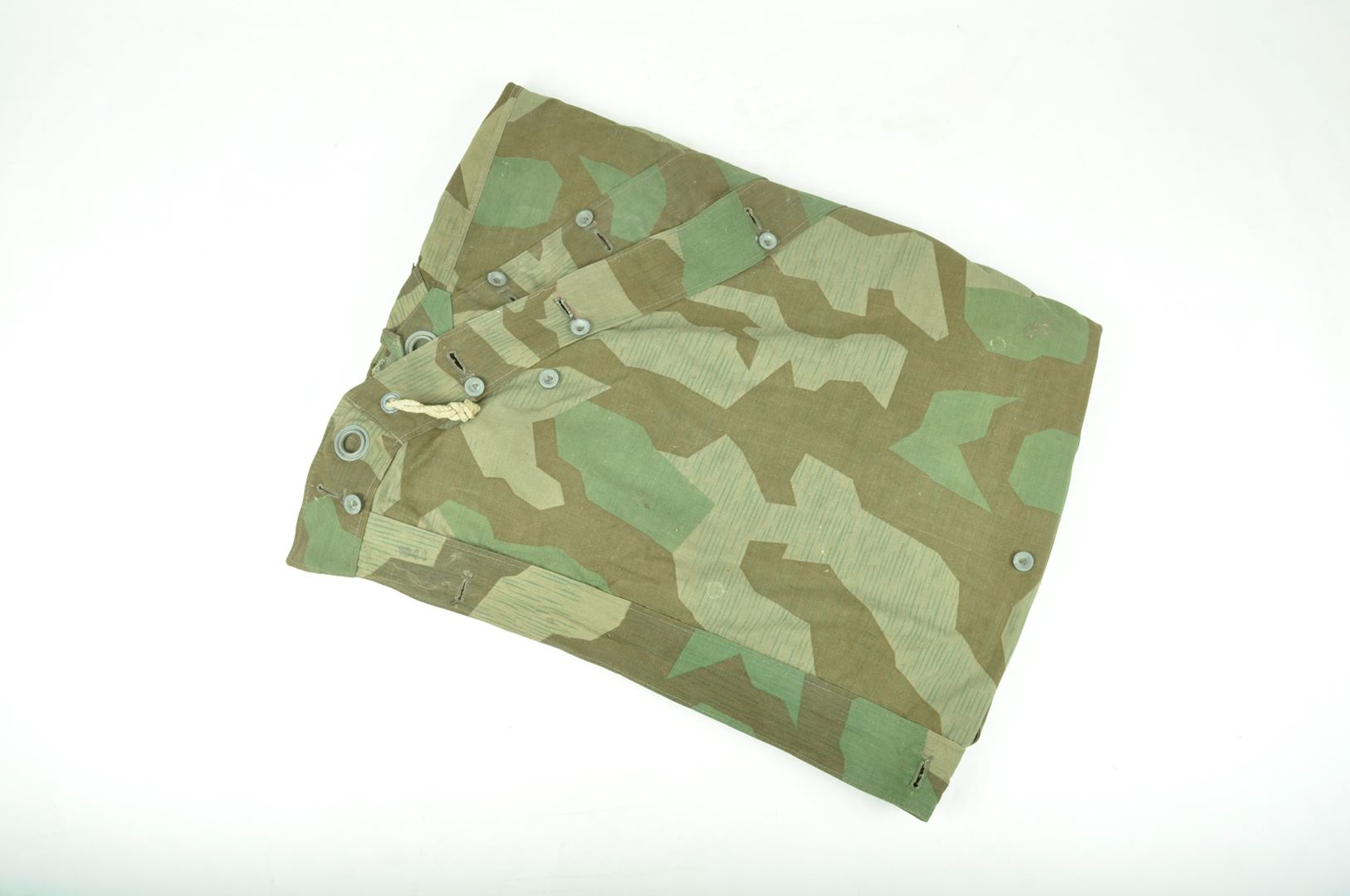 Zeltbahn / Poncho WH camouflé daté 1944