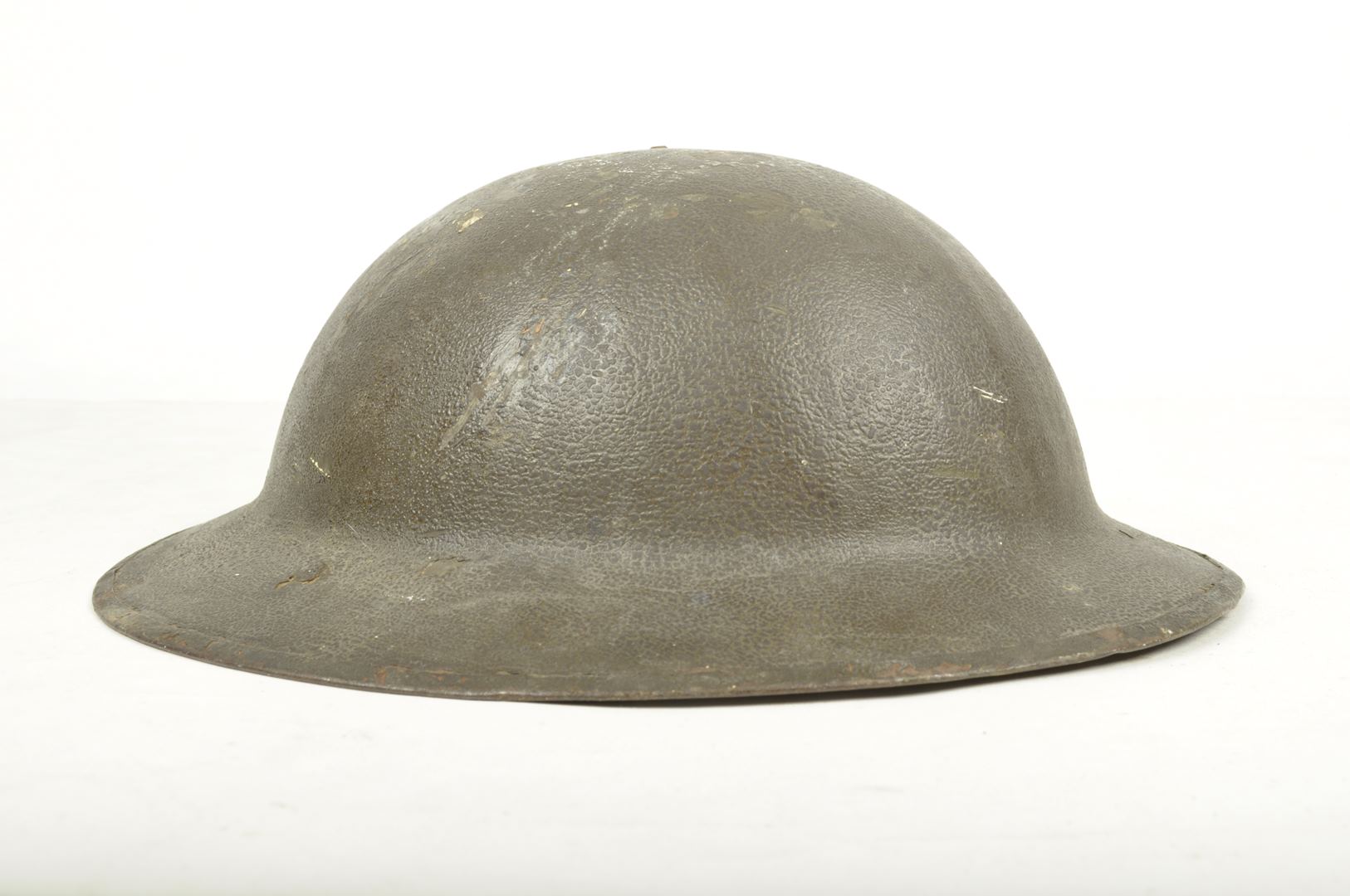 Casque Américain 6th infantry division de fabrication Britannique