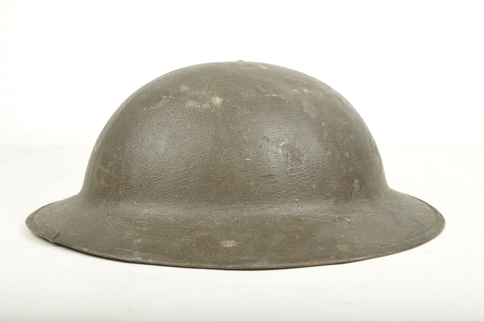 Casque Américain 6th infantry division de fabrication Britannique