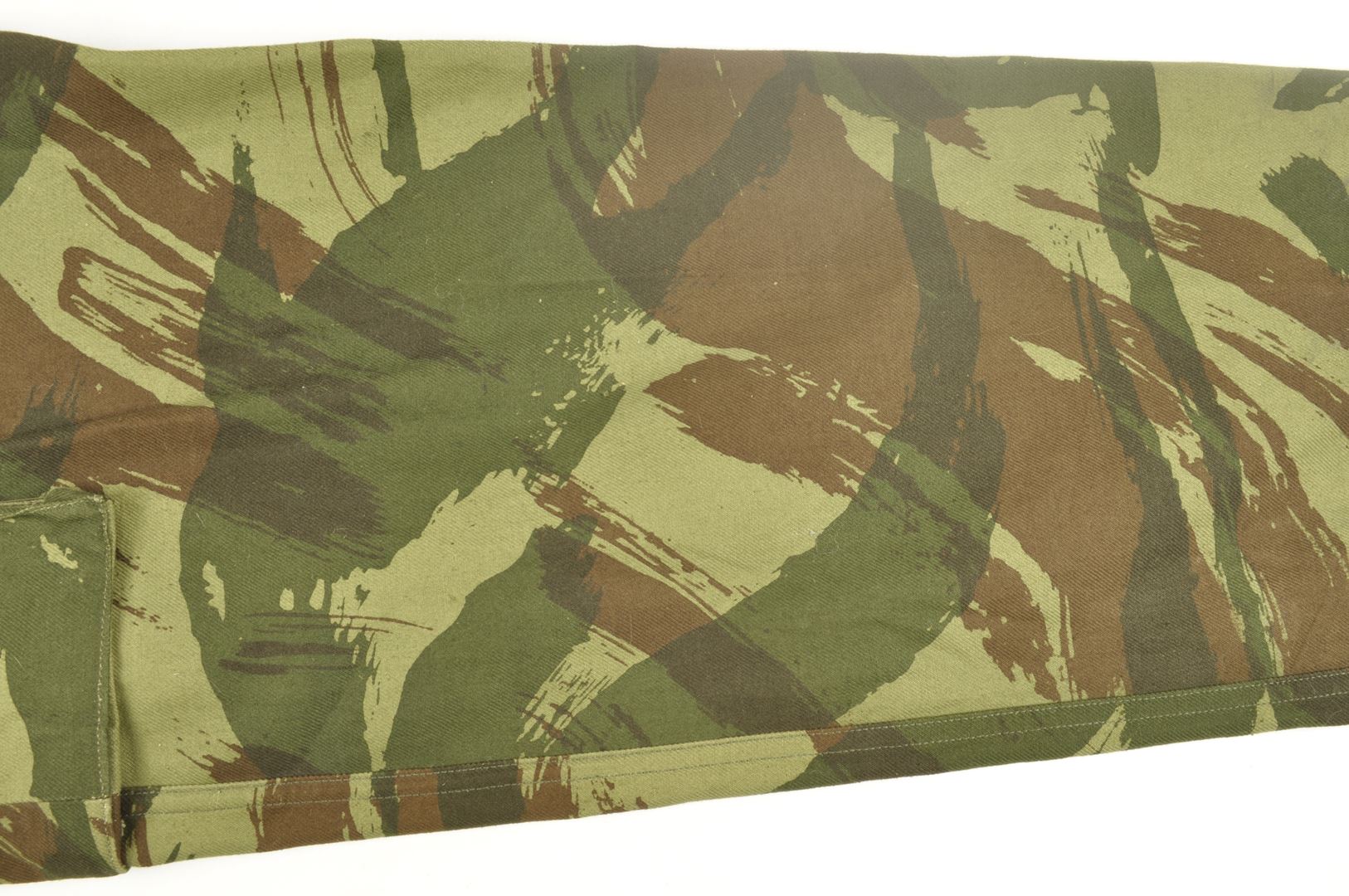 Pantalon TAP 47 / 56 camouflé / 1ier modèle daté 1957