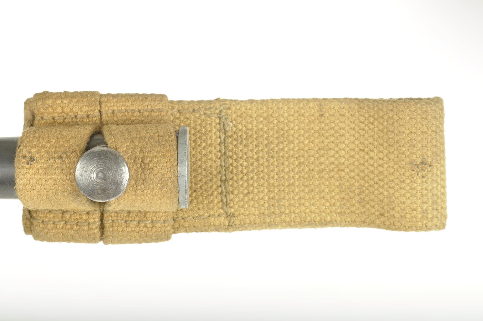 Baïonnette N°4 MKIII Joseph Lucas Ltd avec son porte fourreau Canadien daté 1944