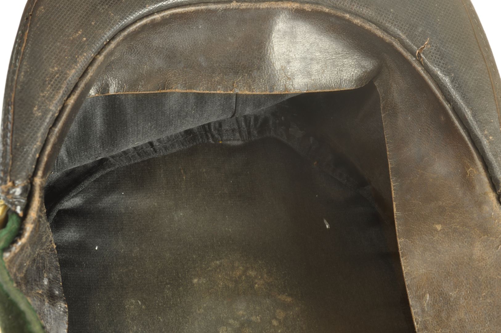 Ensemble nominatif d'un Pharmacien Casque / Képi