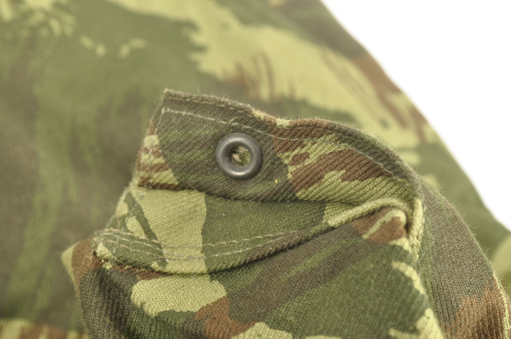 Pantalon TAP 47 / 56 camouflé / 1ier modèle daté 1957