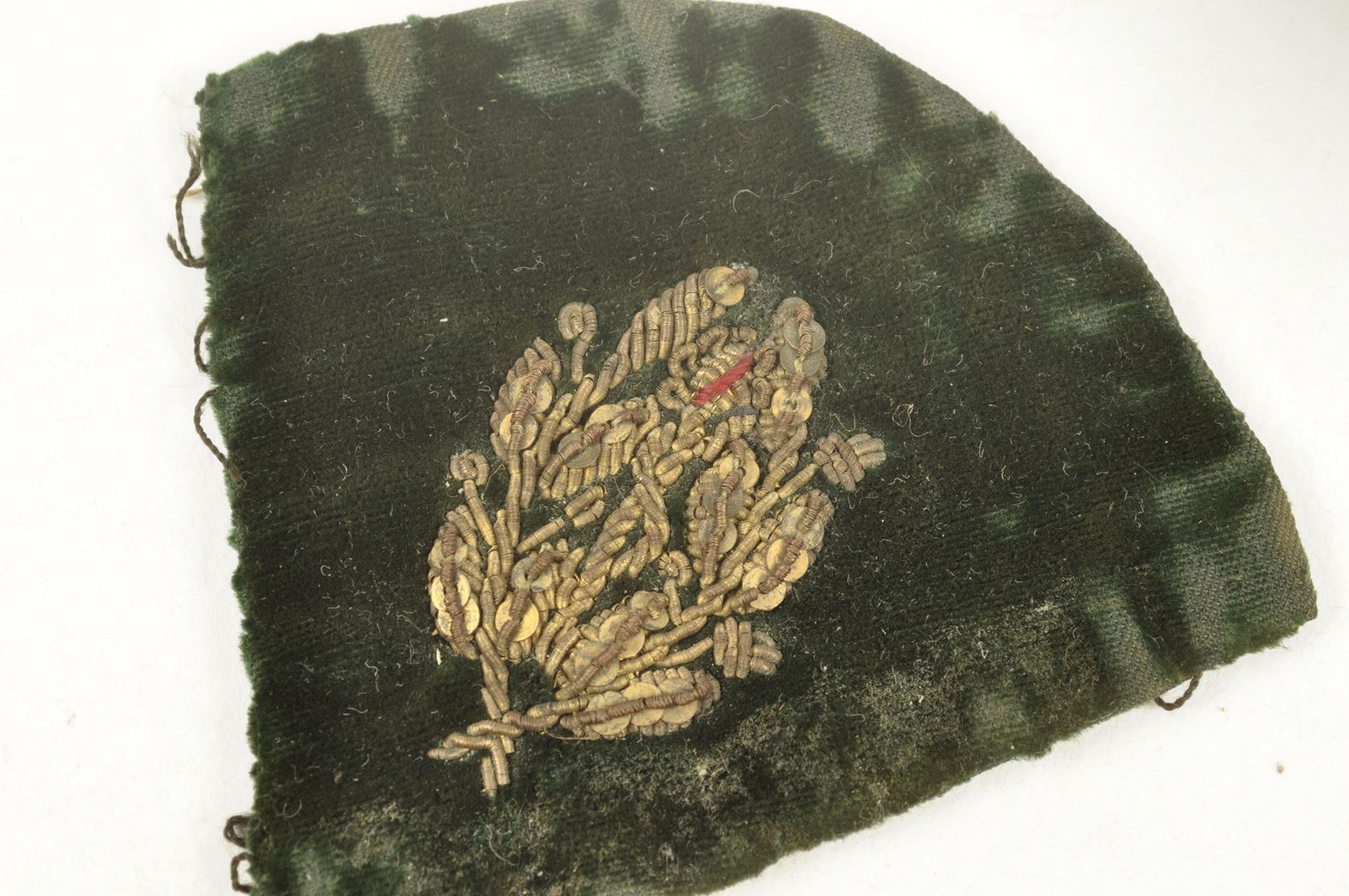 Ensemble nominatif d'un Pharmacien Casque / Képi