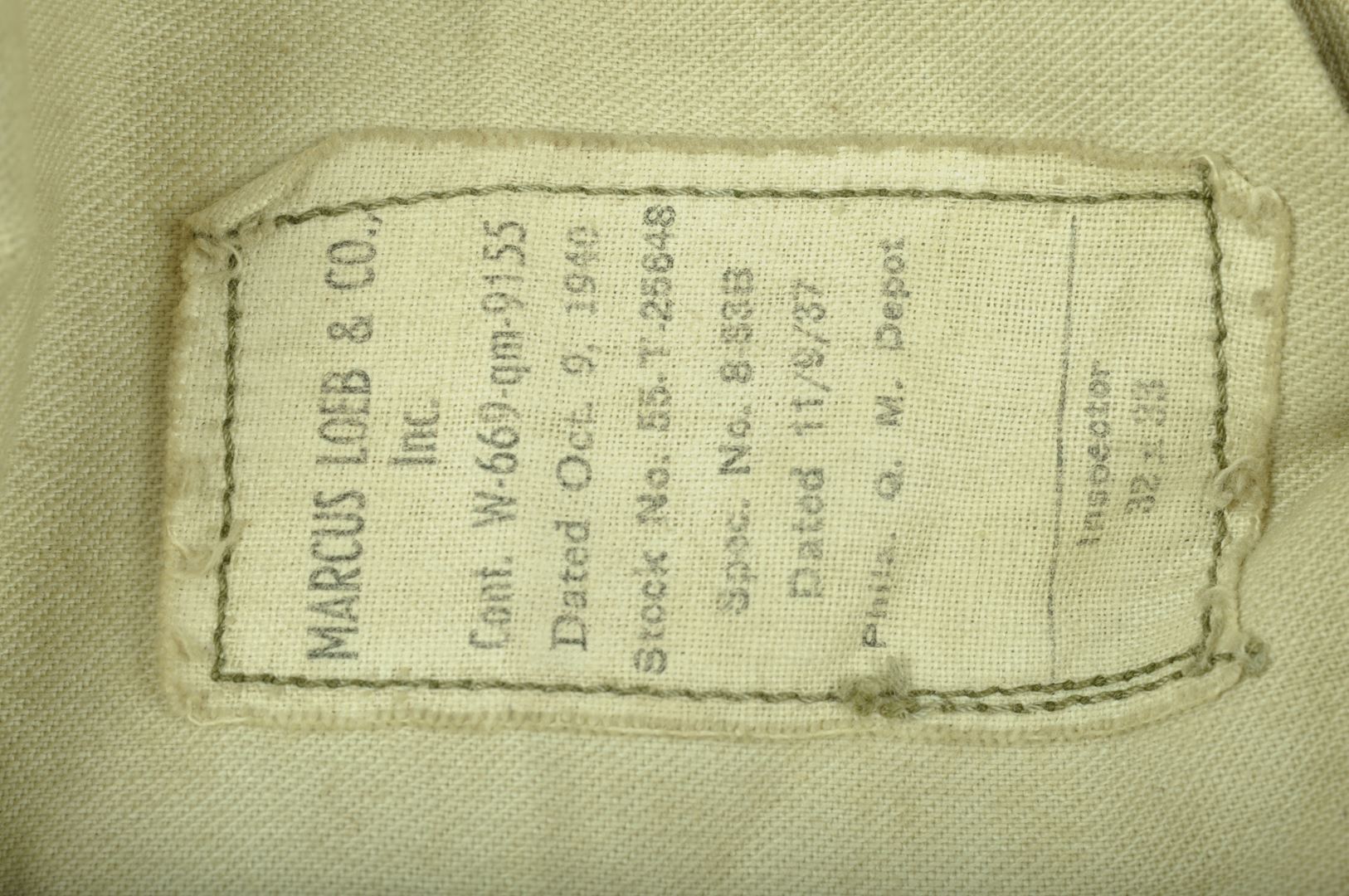 Pantalon moutarde  Nominatif / daté 1940
