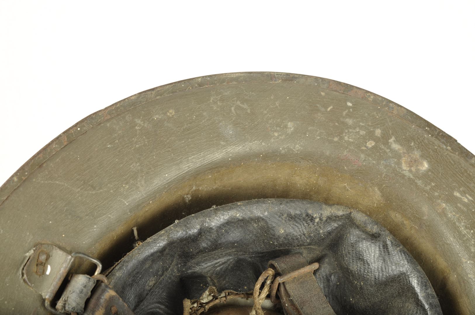 Casque Américain 6th infantry division de fabrication Britannique