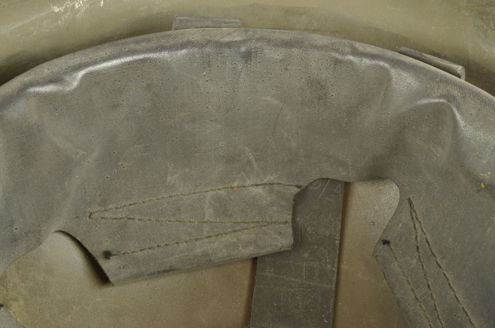 Casque Canadien  MKI daté 1941 /  Nominatif