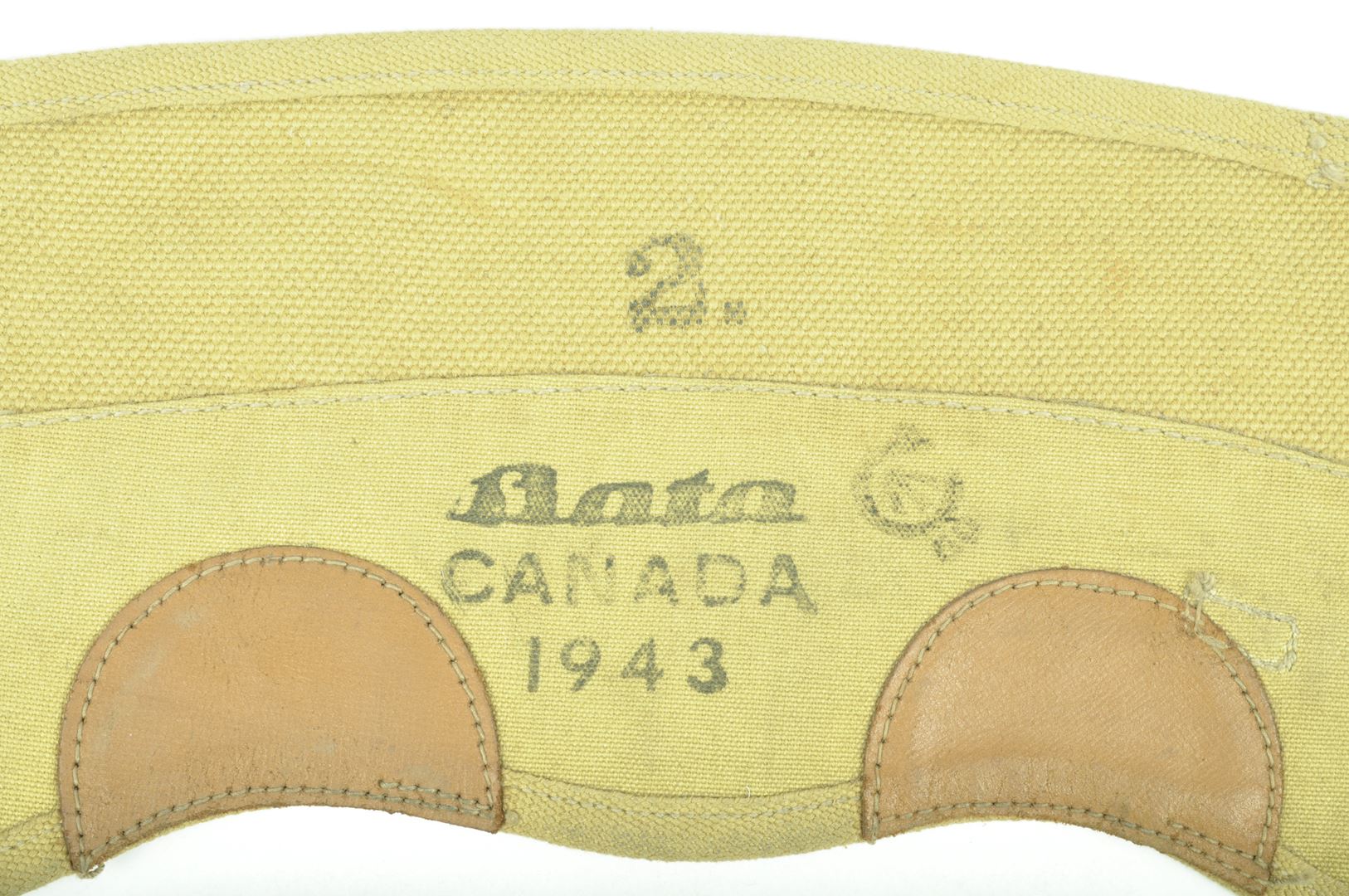 Guêtrons Canadiens "BATA" datés 1943