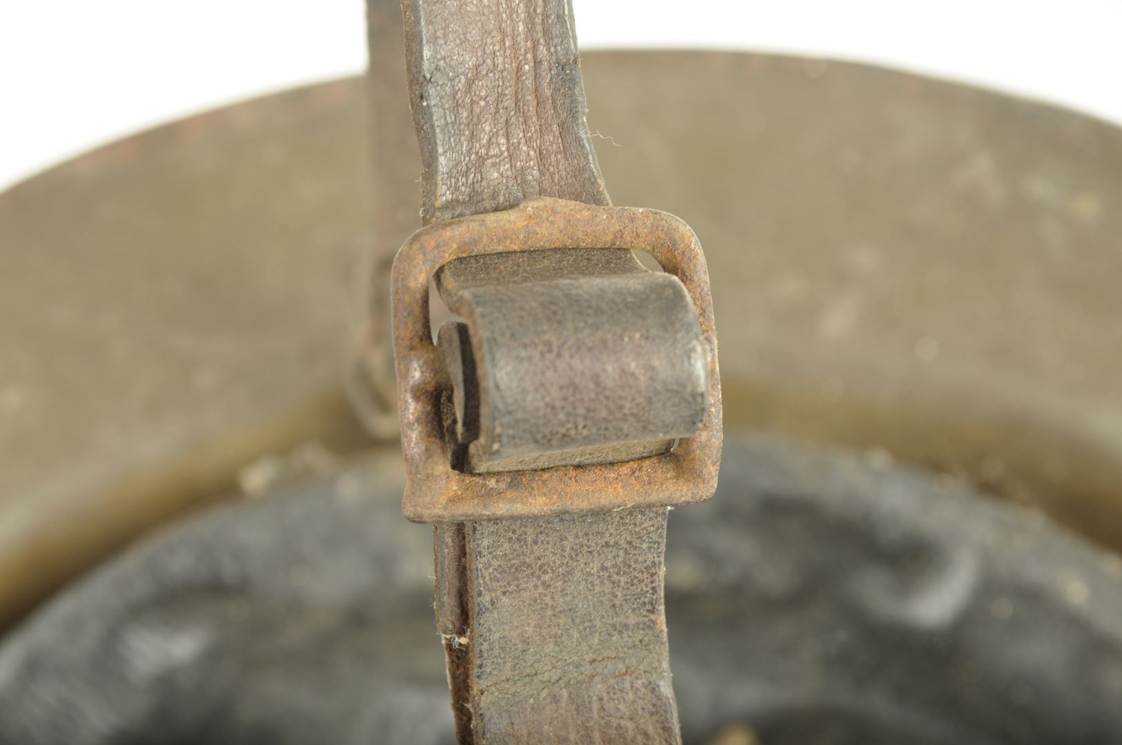Casque Américain 6th infantry division de fabrication Britannique