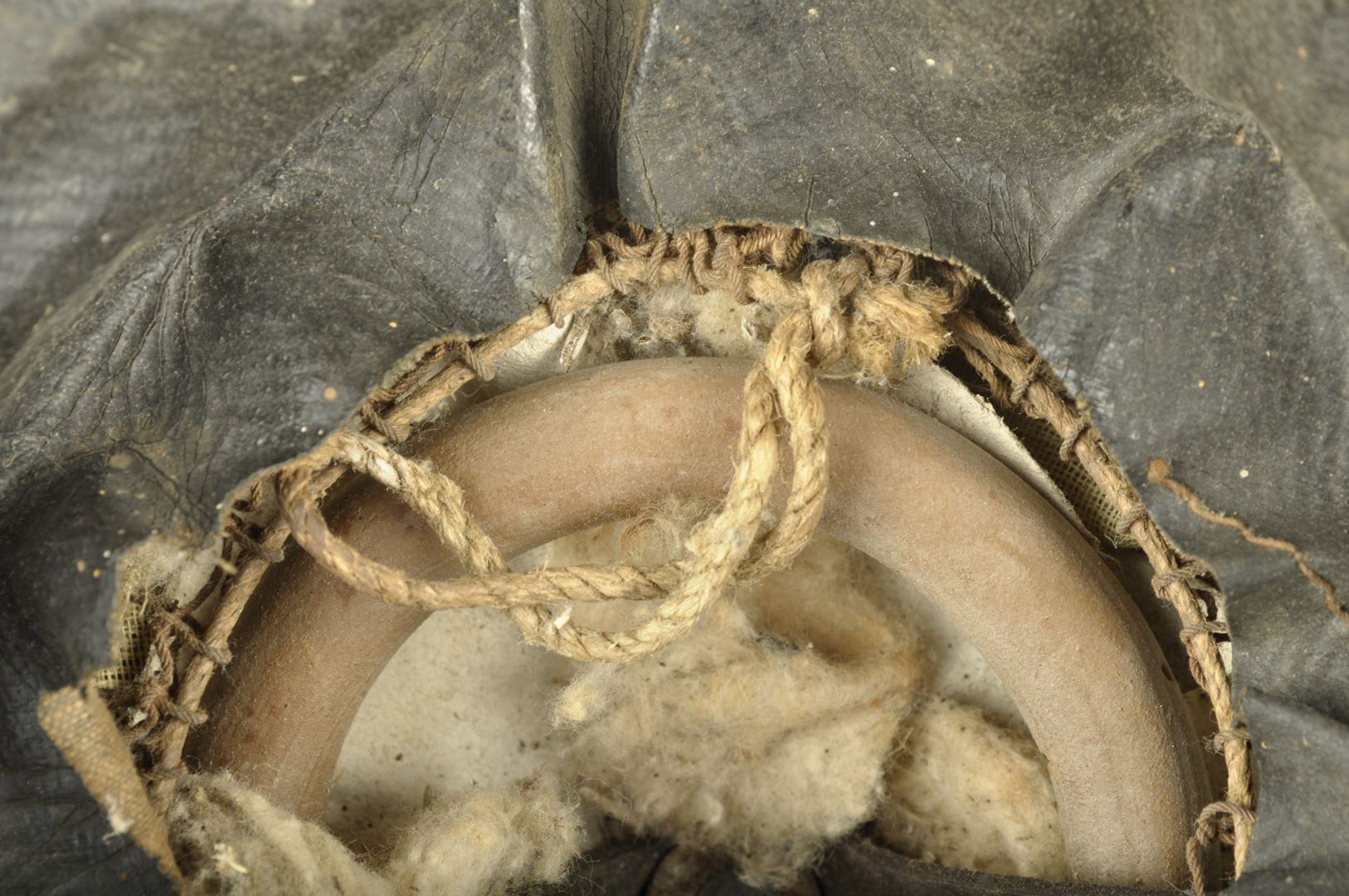 Casque Américain 6th infantry division de fabrication Britannique
