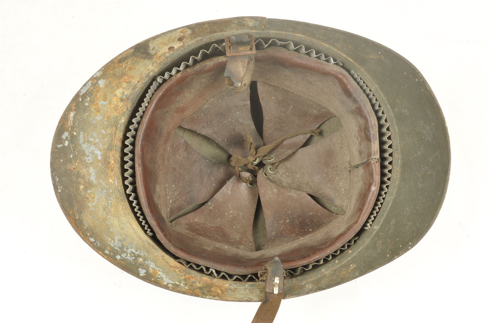 Ensemble nominatif d'un Pharmacien Casque / Képi