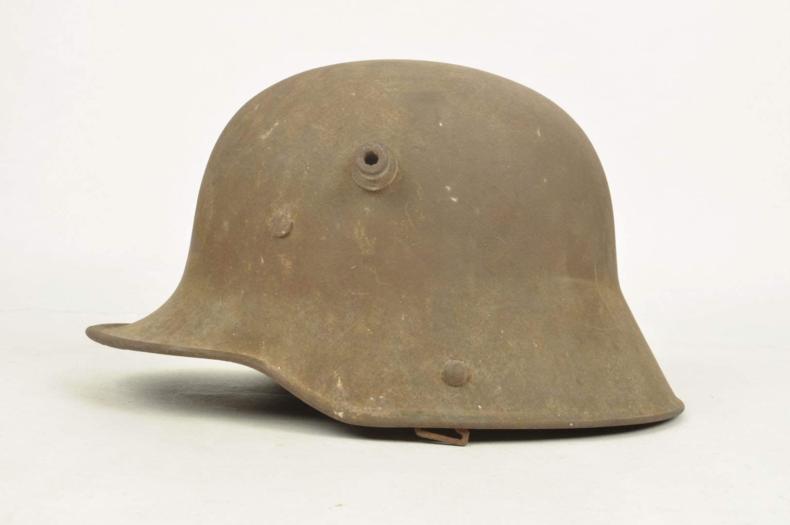 Casque Allemand modèle 1917 sorti de grenier / Alsace
