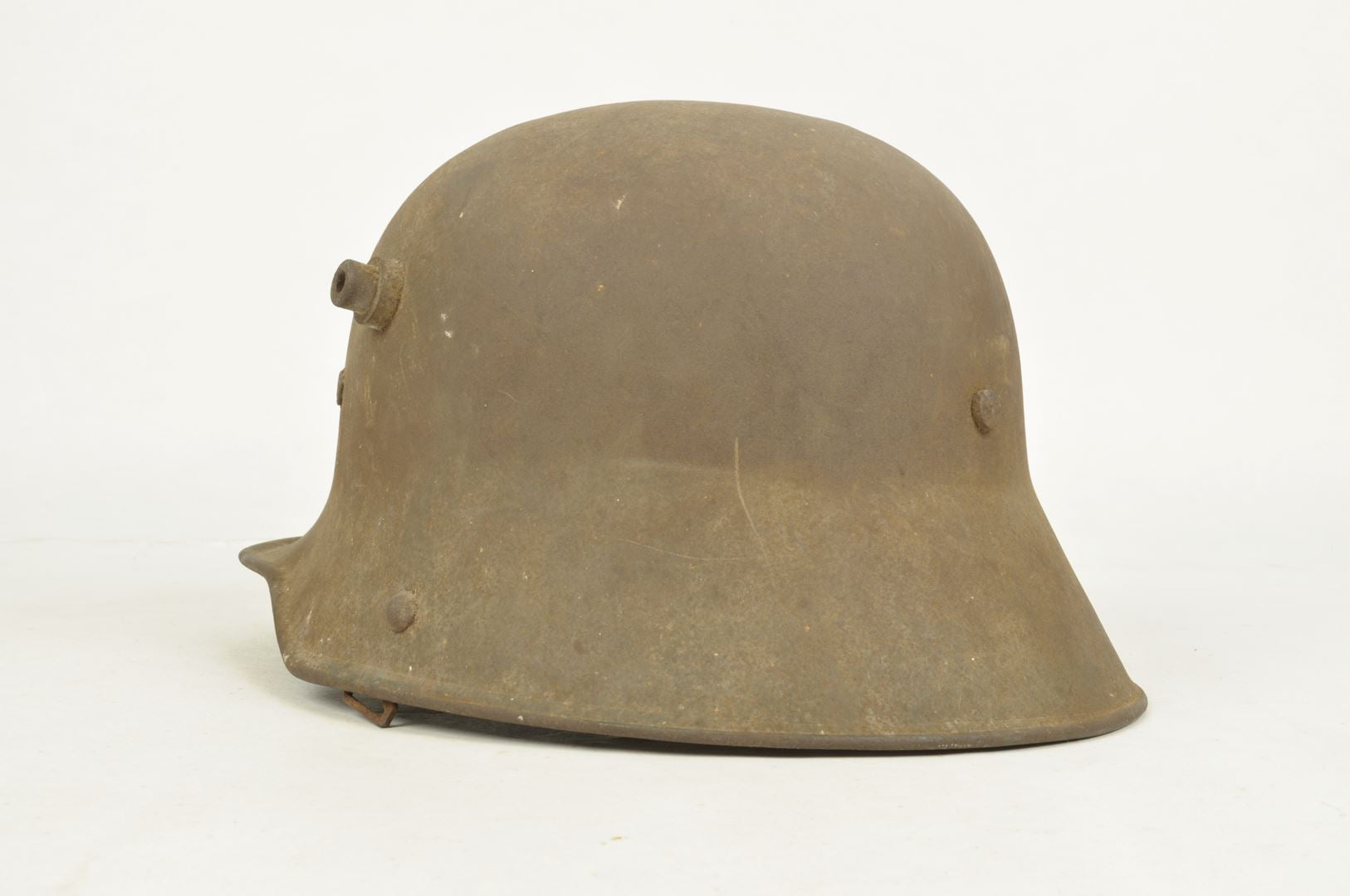 Casque Allemand modèle 1917 sorti de grenier / Alsace