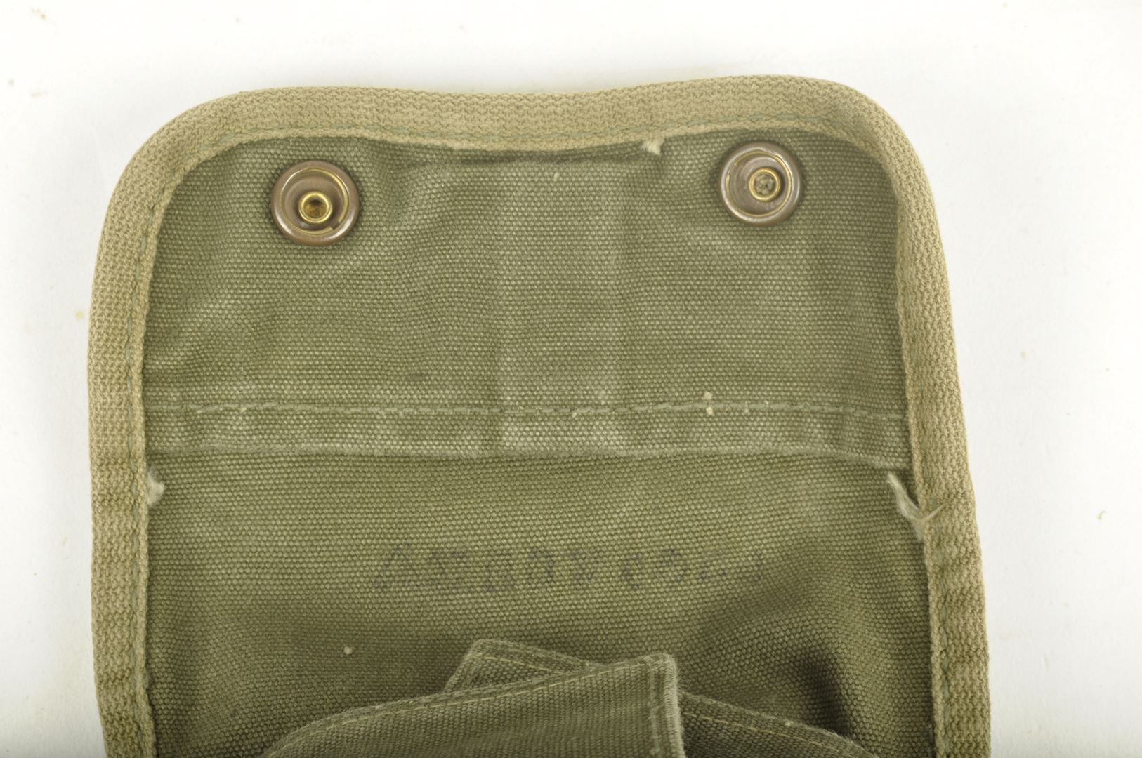 Pochette individuelle Jungle Medical Individual M2 datée 1944