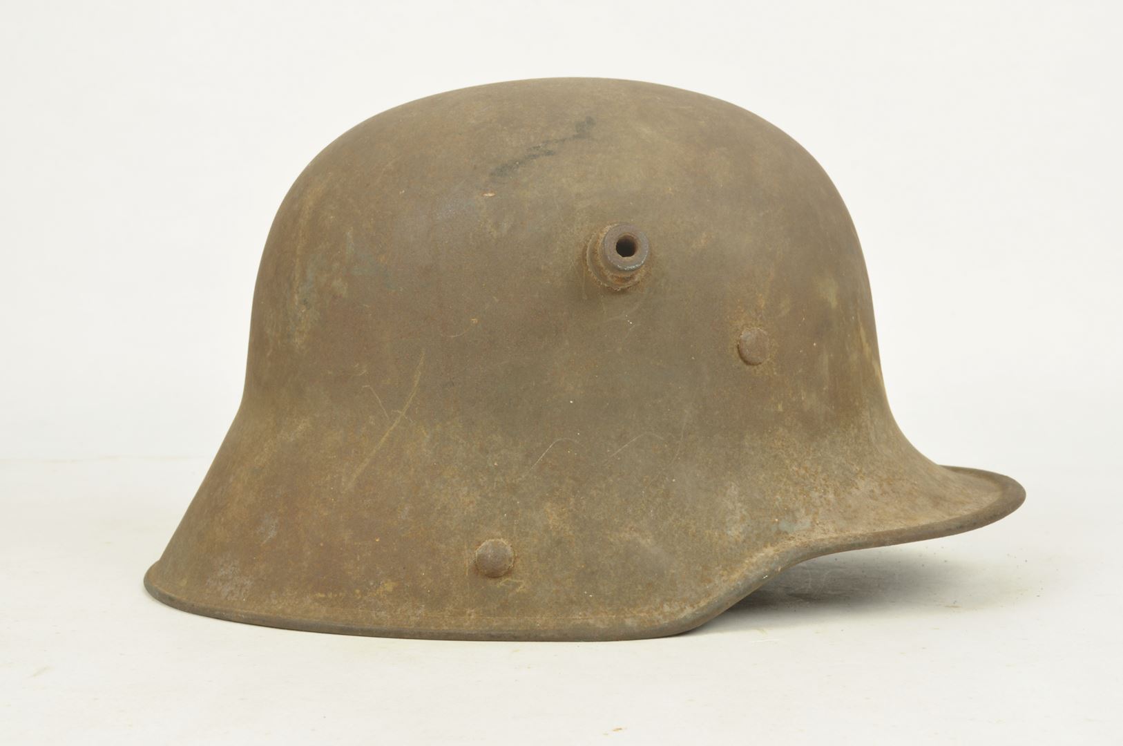 Casque Allemand modèle 1917 sorti de grenier / Alsace