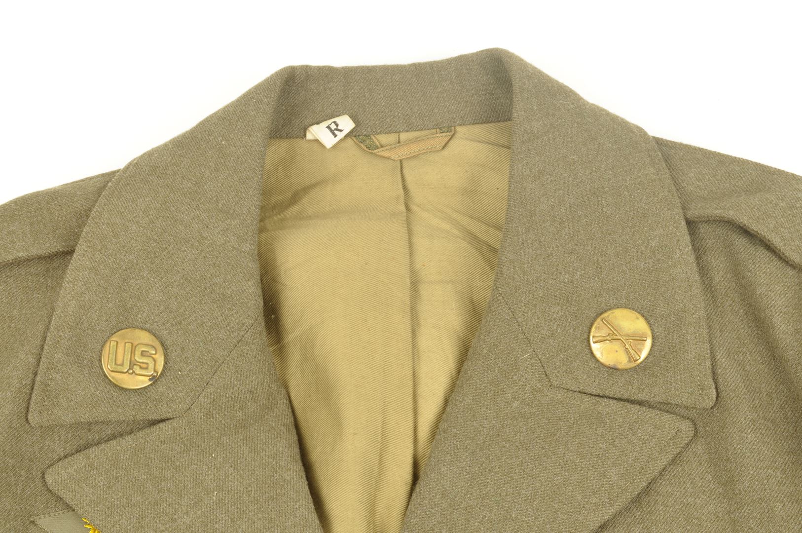 Blouson Ike daté 1944 Nominatif 5ième Armée