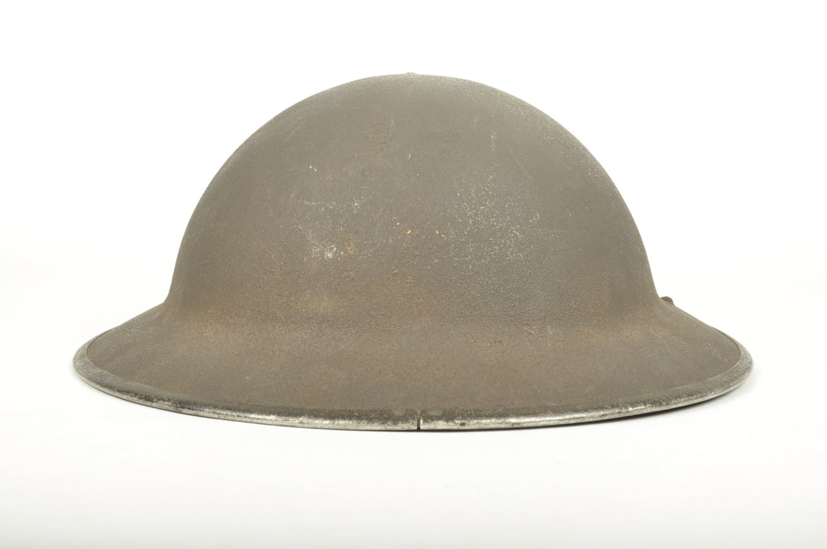 Casque Britannique MKII insignes "VII" / Saint-Vaast-la-Hougue