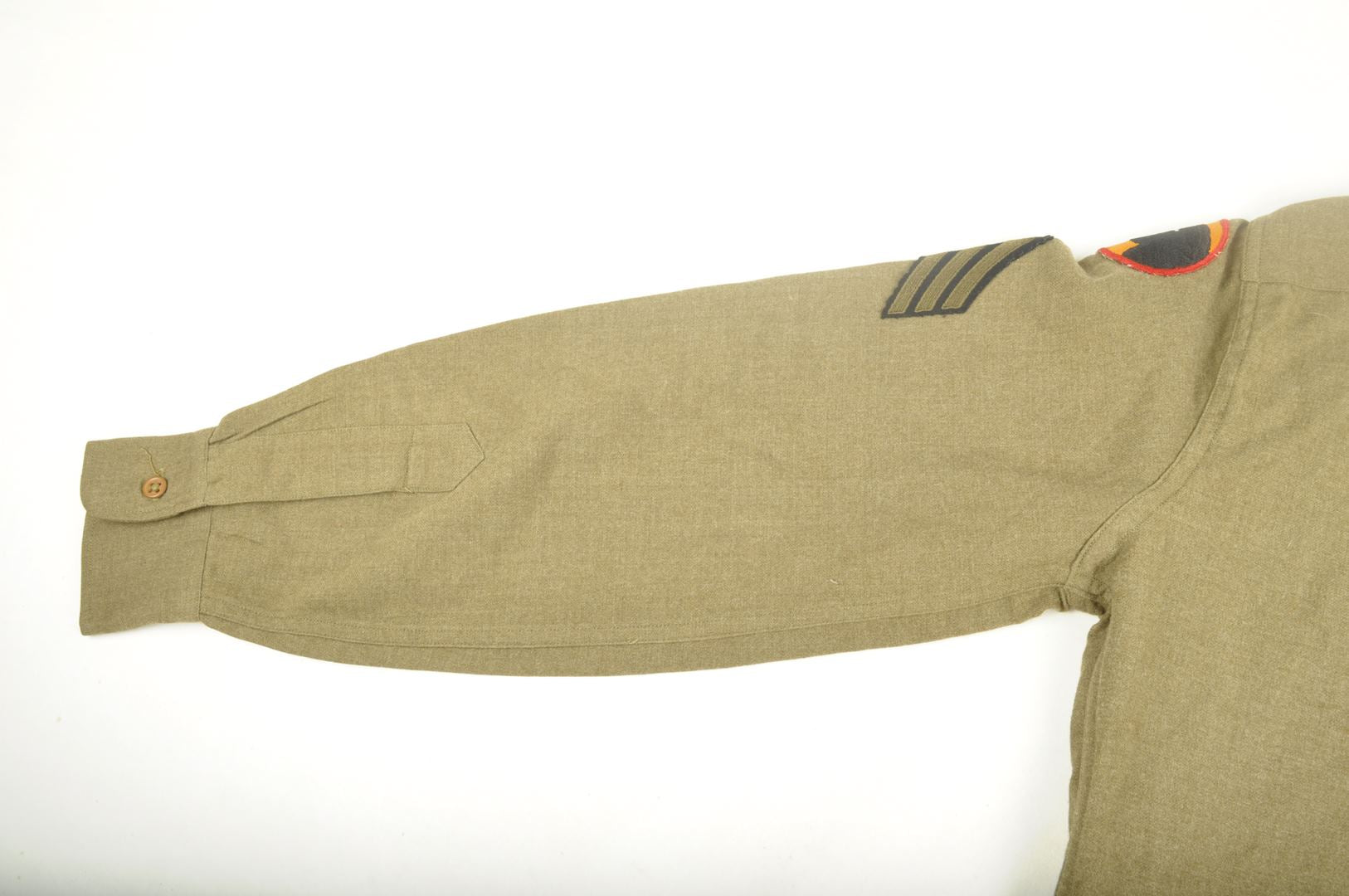 Chemise "moutarde" 66th Infantry Division / datée 1941
