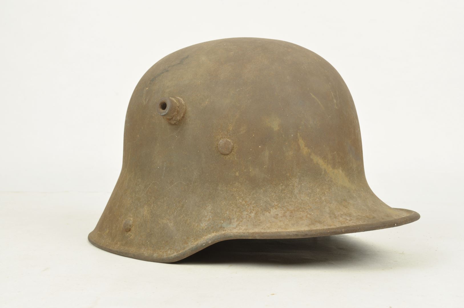 Casque Allemand modèle 1917 sorti de grenier / Alsace