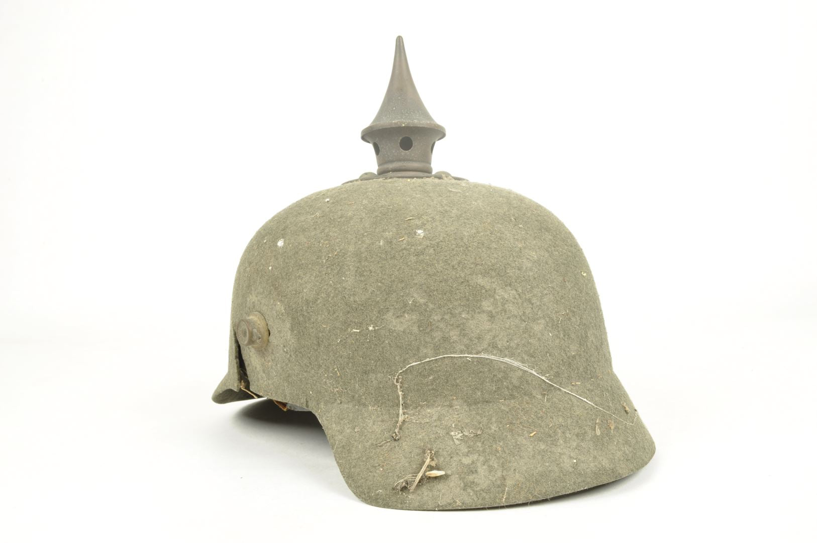 Casque à pointe Prussien " Ersatz" en feutre daté 1915 sortie de grenier / Vosges