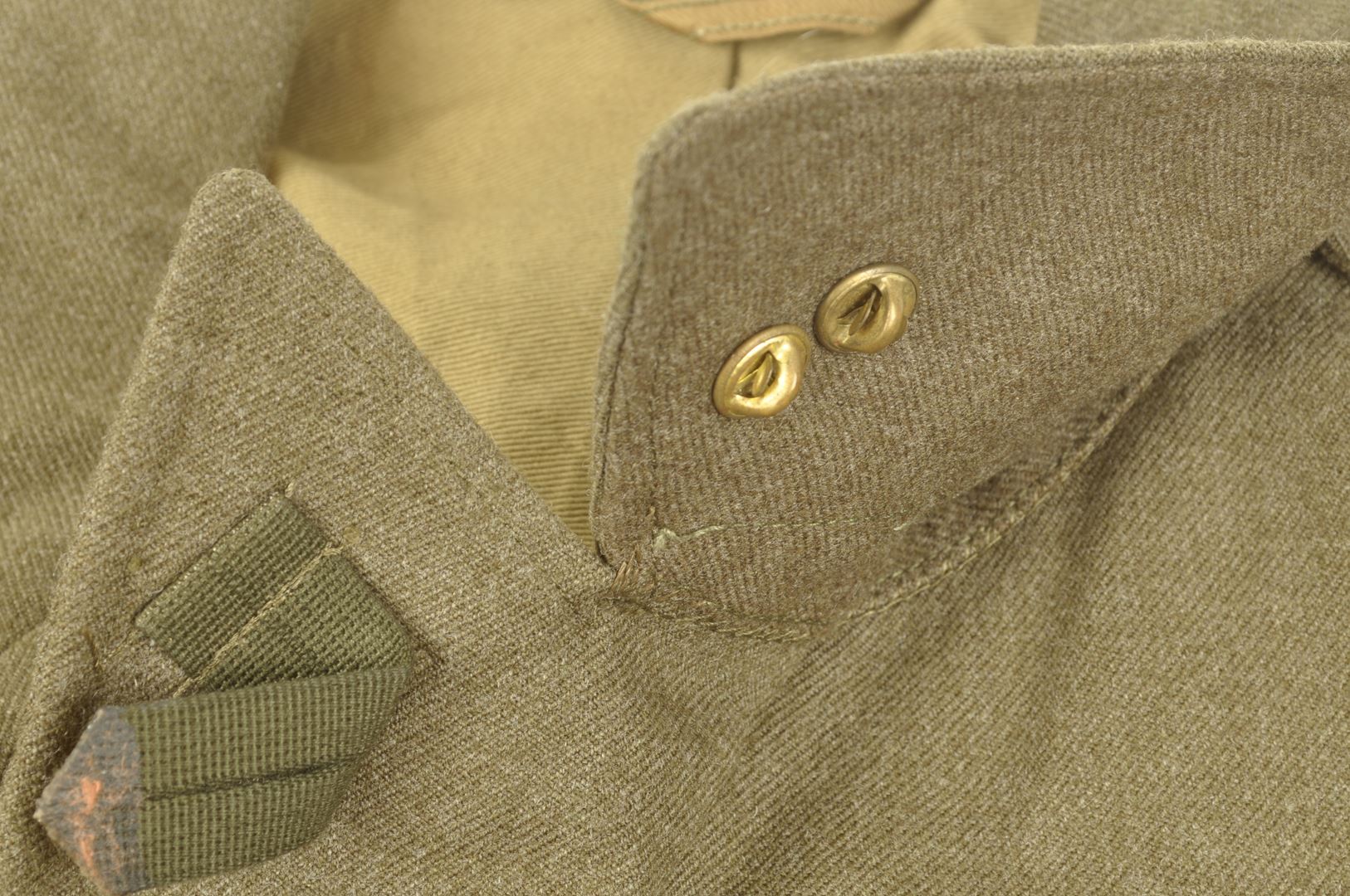 Blouson Ike daté 1944 Nominatif 5ième Armée