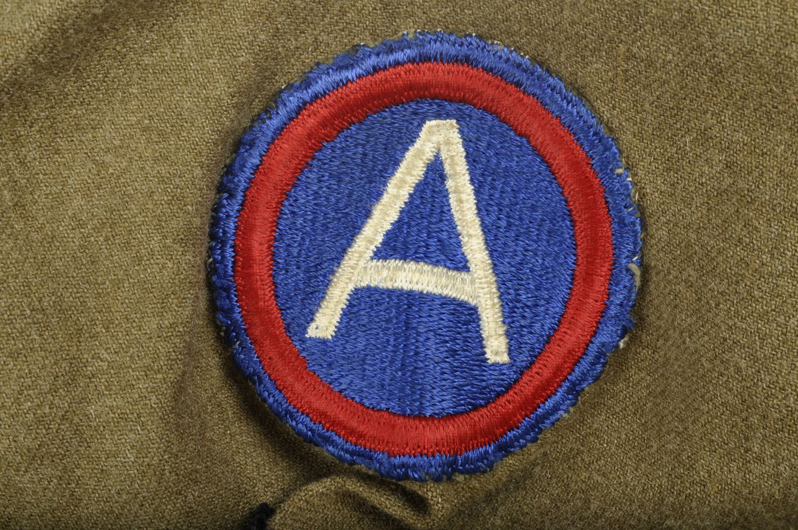 Chemise "moutarde" 66th Infantry Division / datée 1941