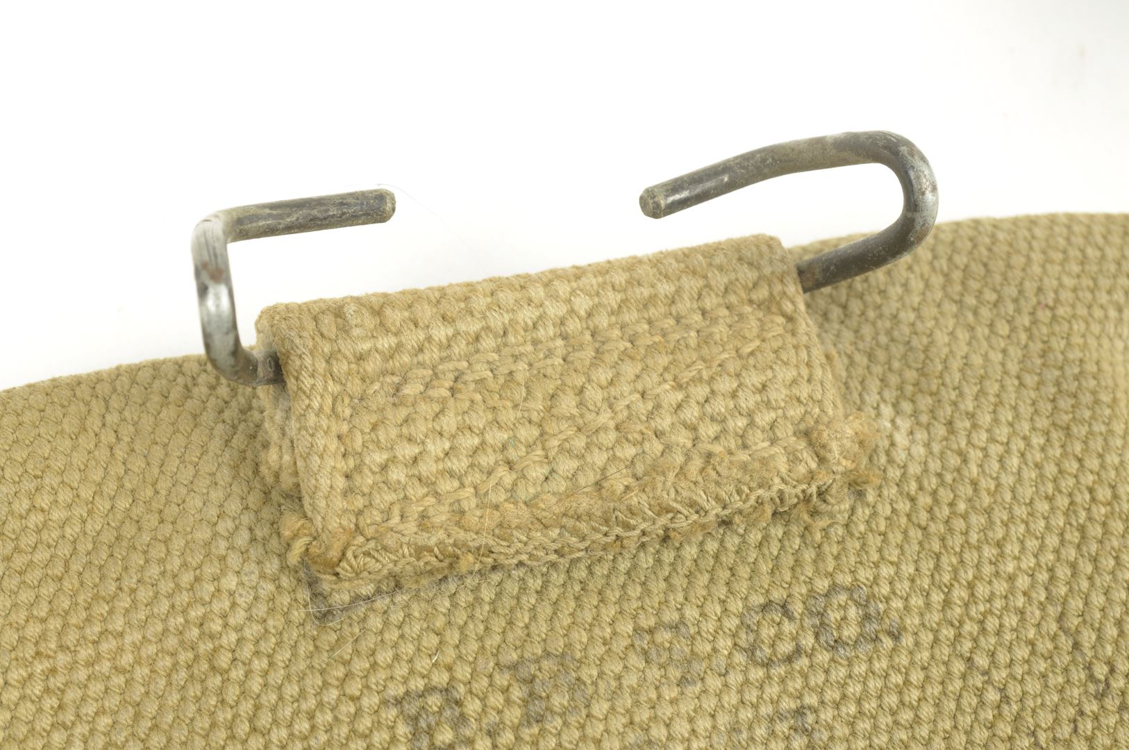 Pochette à pansement nominative datée 1943 + pansement
