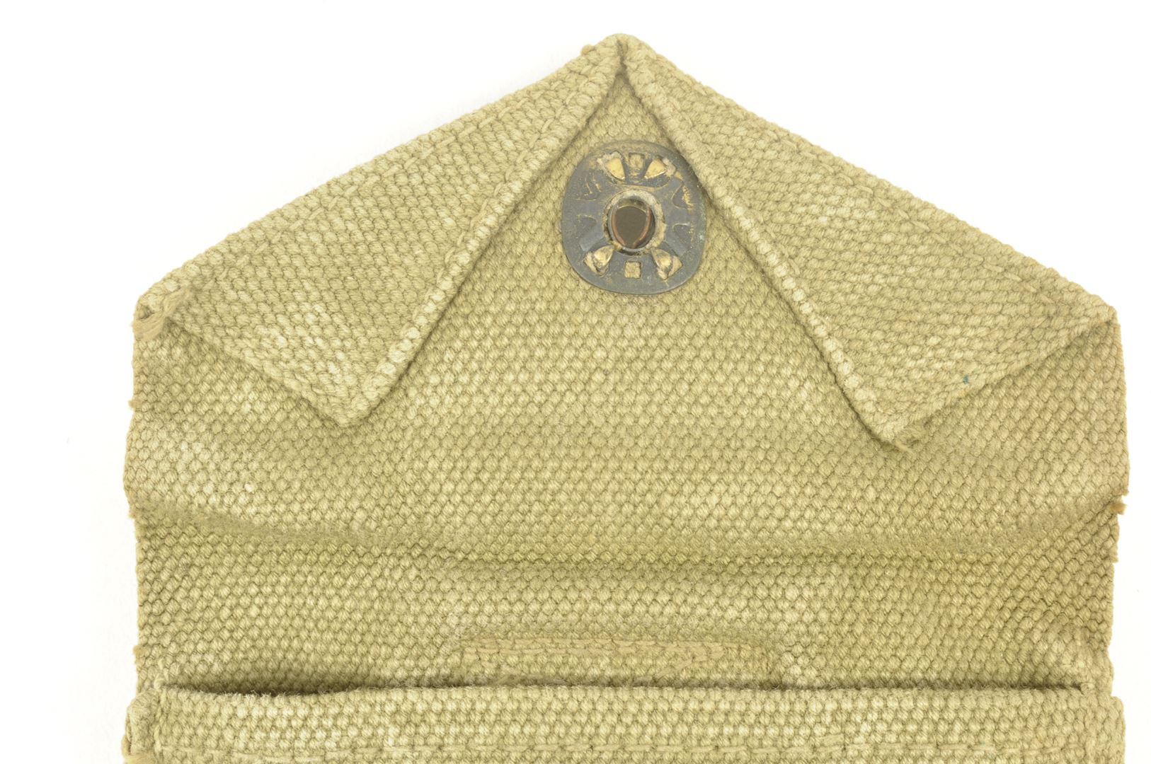 Pochette à pansement nominative datée 1943 + pansement