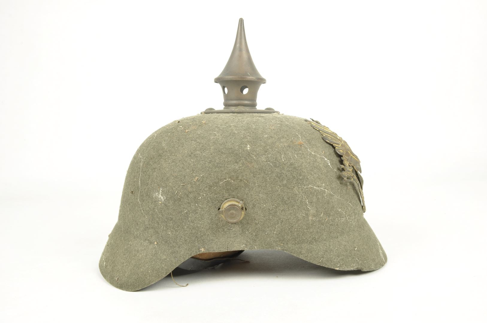 Casque à pointe Prussien " Ersatz" en feutre daté 1915 sortie de grenier / Vosges