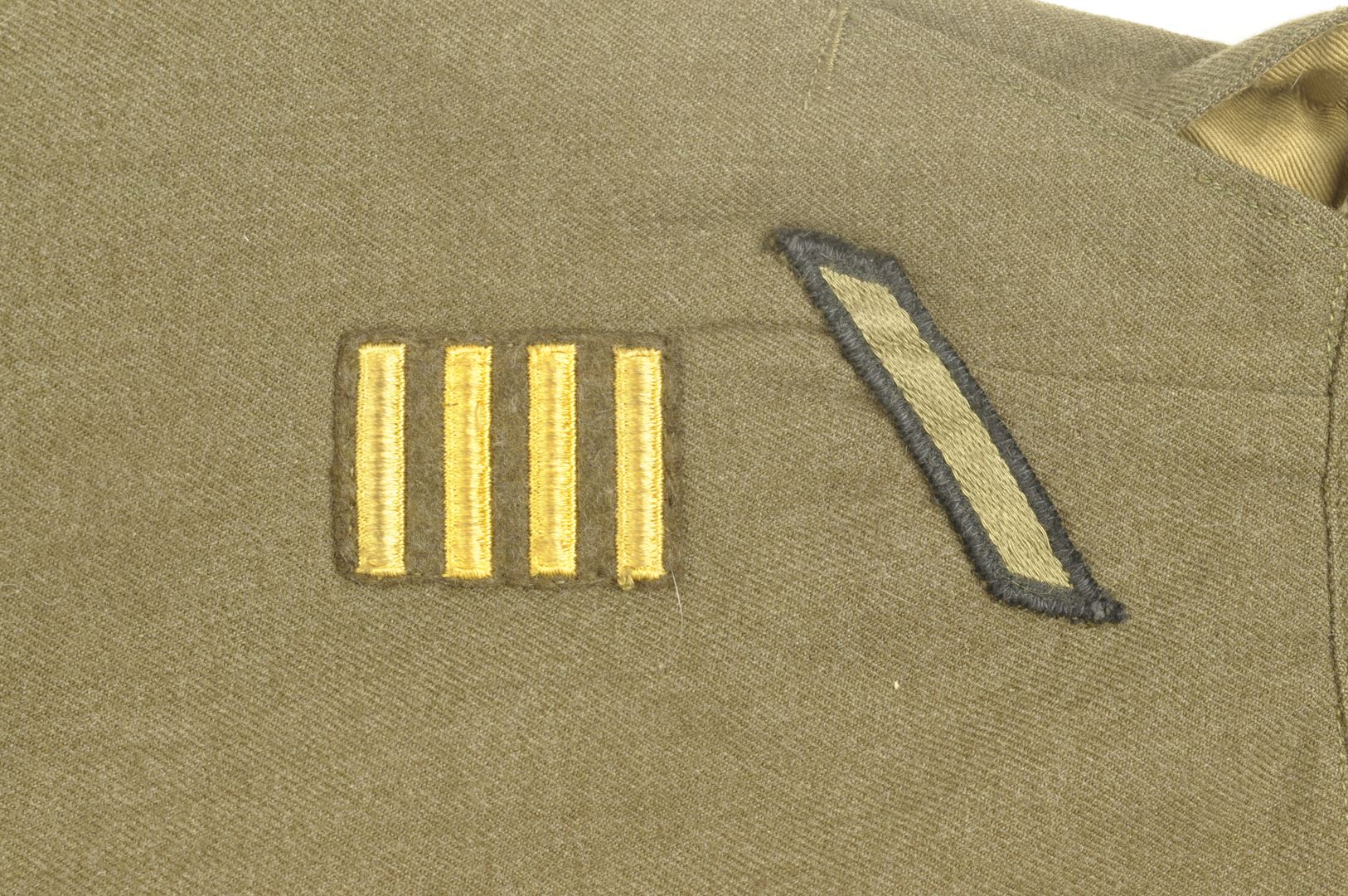Blouson Ike daté 1944 Nominatif 5ième Armée