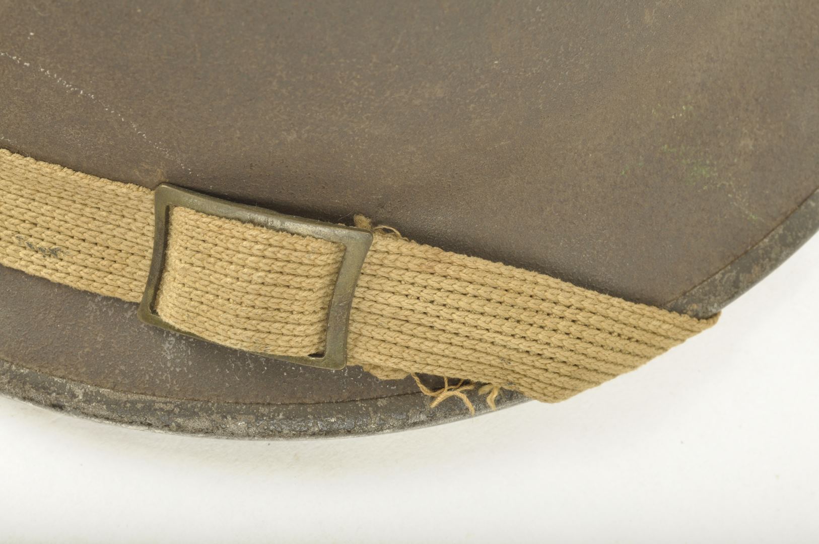 Casque Britannique MKII insignes "VII" / Saint-Vaast-la-Hougue