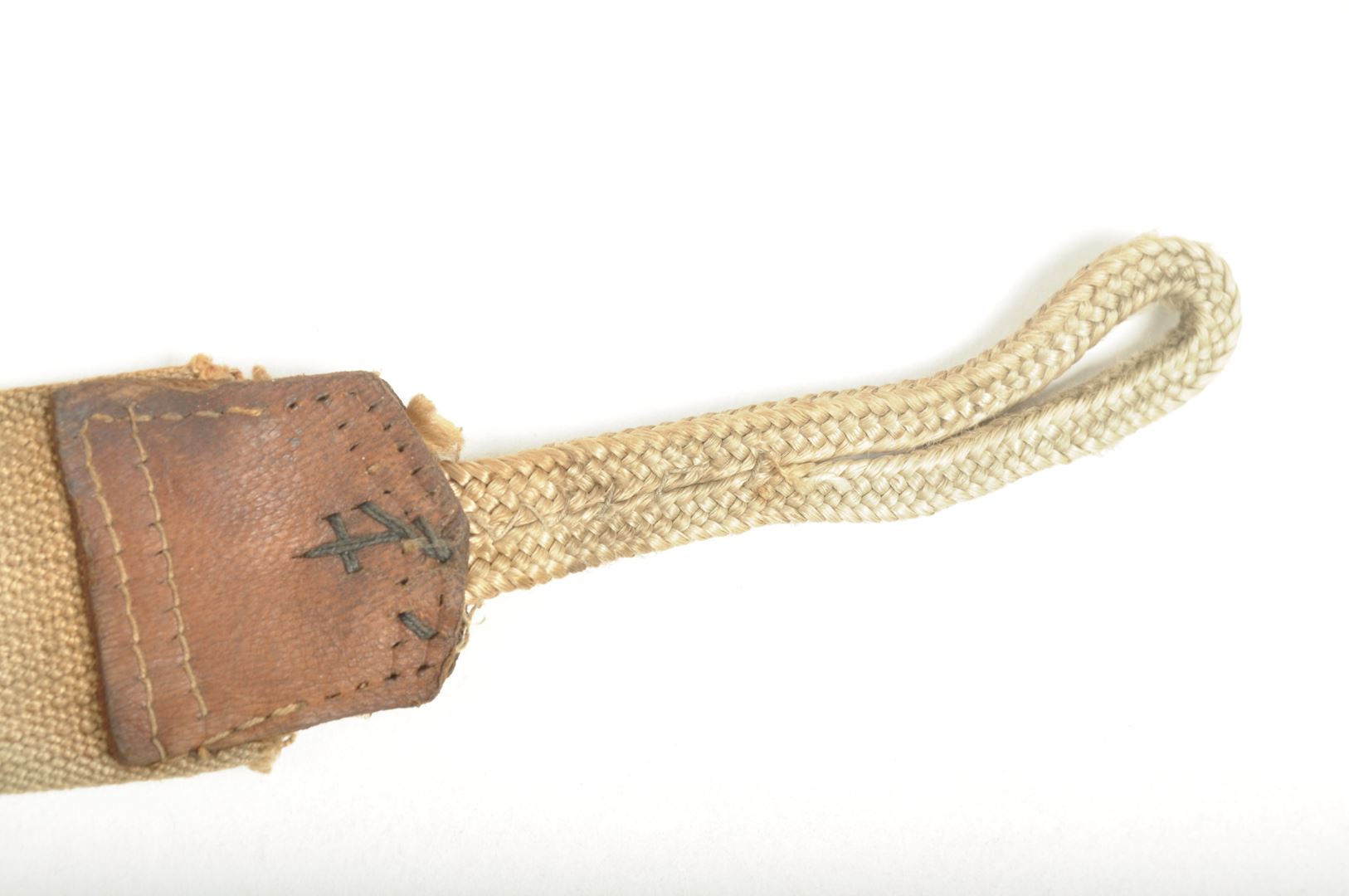 Paire de bretelles modèle 1922 datées 1924