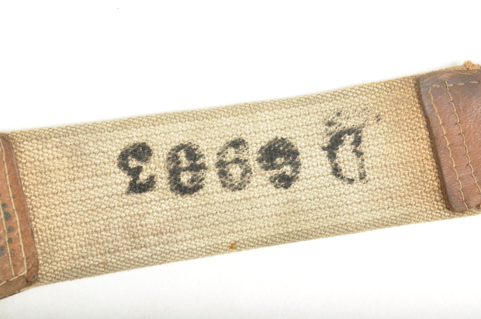 Paire de bretelles modèle 1922 datées 1924