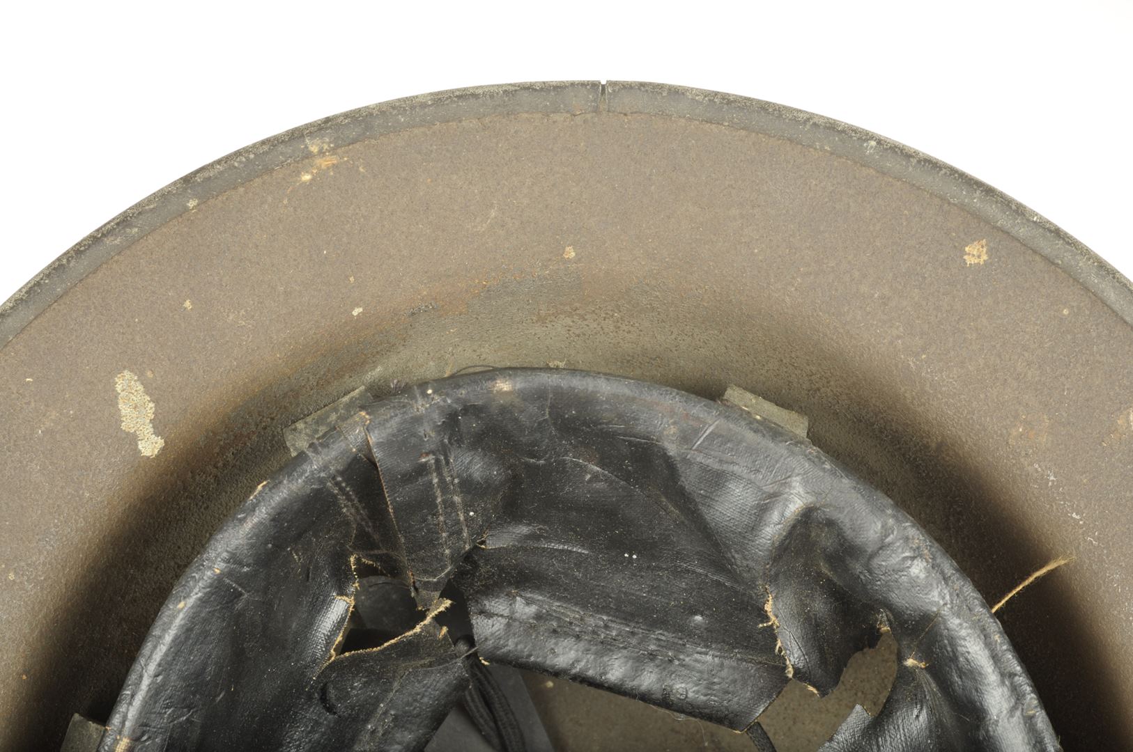 Casque Britannique MKII insignes "VII" / Saint-Vaast-la-Hougue